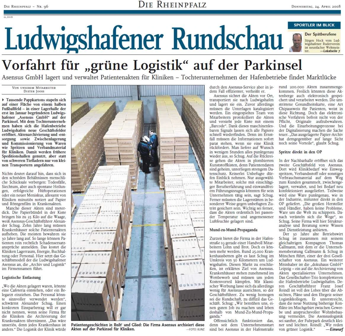 Zeitungsartikel der Ludwigshafener Rundschau (April 2008) mit der Schlagzeile „Vorfahrt für grüne Logistik auf der Parkinsel“ und einer Ansicht des asensus-Patientenaktendepots.
